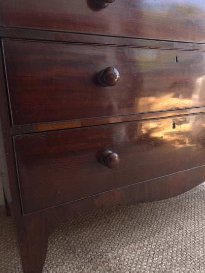 MAHOGANY CHEST OF DRAWERS