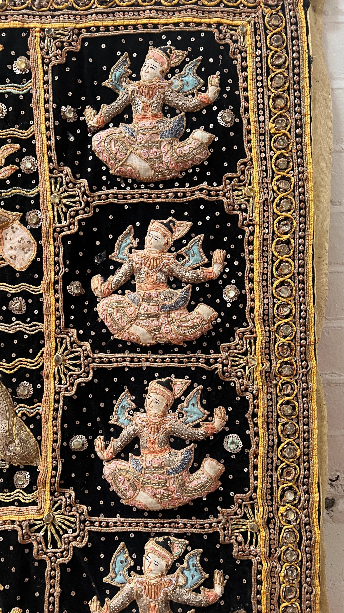 LARGE BURMESE KALAGA TAPESTRY