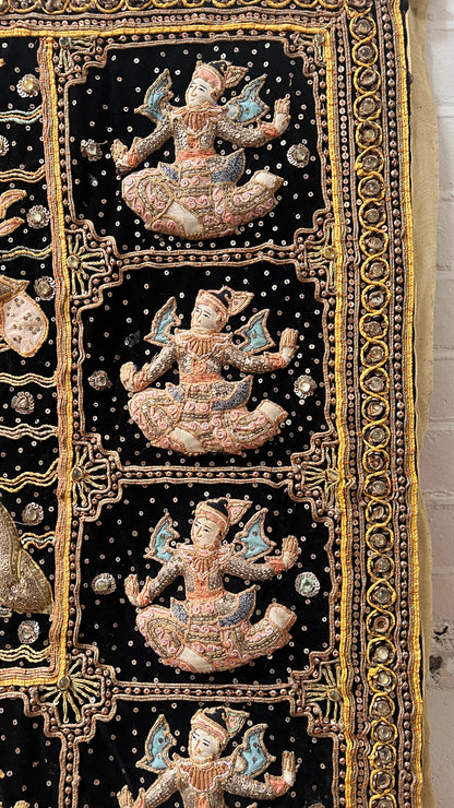 LARGE BURMESE KALAGA TAPESTRY