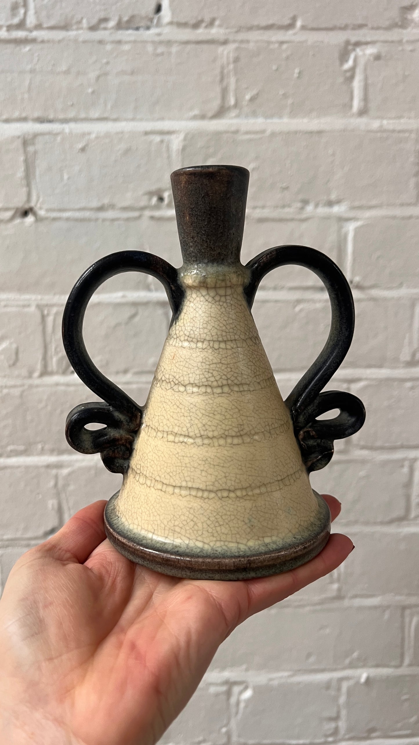 SMALL YELLOW WIGGLE VASE